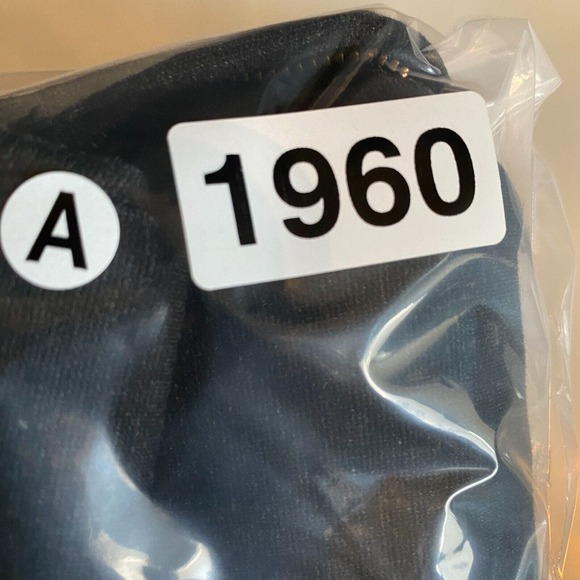 Chicos Pants Womens 1.5 (10 SHORT) Black‎ Skinny Trousers Dress Casual Knit - Picture 11 of 11